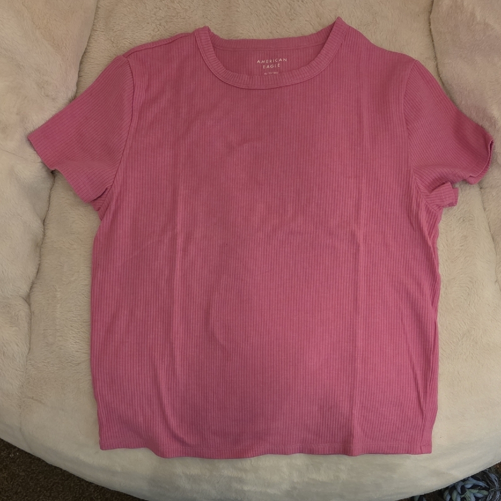 American Eagle Outfitters Pink Short Sleeve Tee